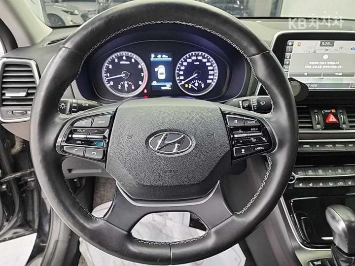 Hyundai Grandeur IG 3.0 Exclusive Special 10