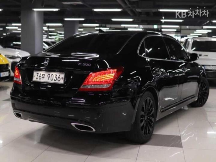 Hyundai Equus New VL500 Prestige Limousine 3