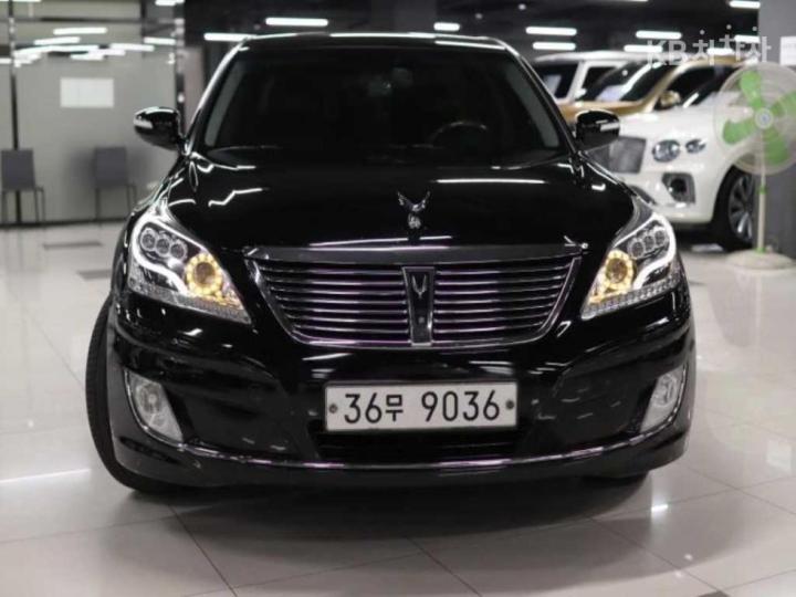 Hyundai Equus New VL500 Prestige Limousine 4