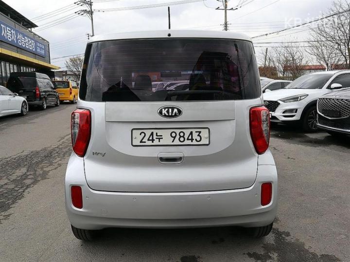 Kia Ray 1.0 Gasoline Luxury 4
