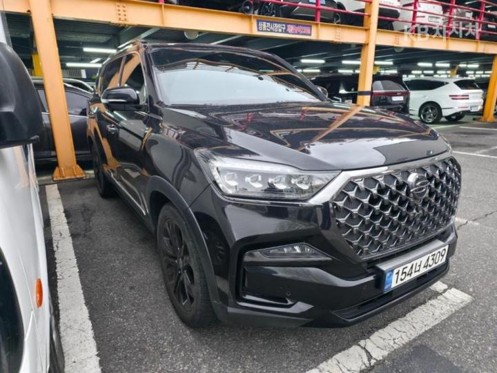 KG Mobility (Ssangyong) Rexton 2.2 4WD The Black 3