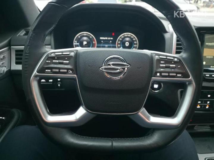 KG Mobility (Ssangyong) Rexton 2.2 4WD The Black 9