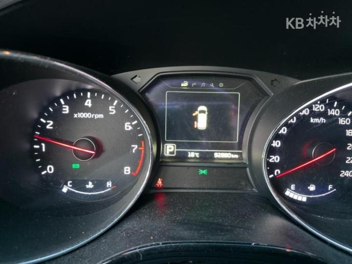 Kia Carnival 3.3 Gasoline Limousine President 8