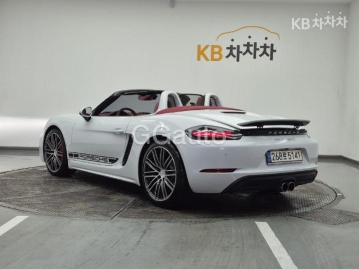 Porsche Boxster 2.5 S 4
