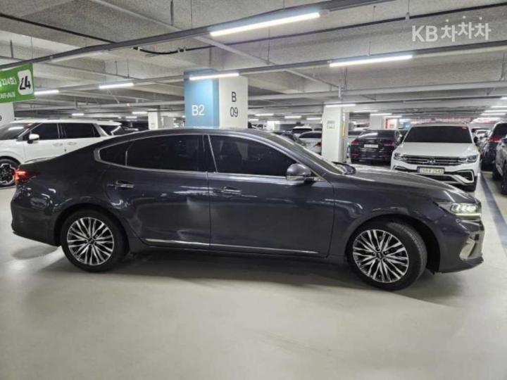 Kia K7 Premier 2.5 GDi Noblesse 4