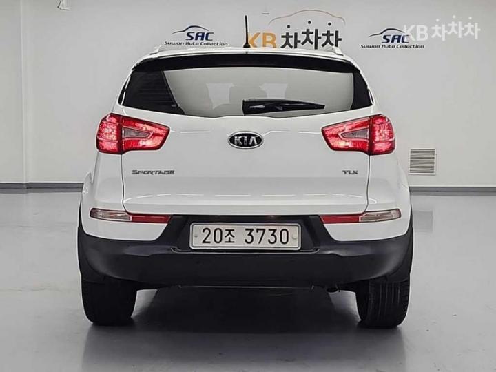 Kia Sportage R 2WD Diesel TLX Top Model 4