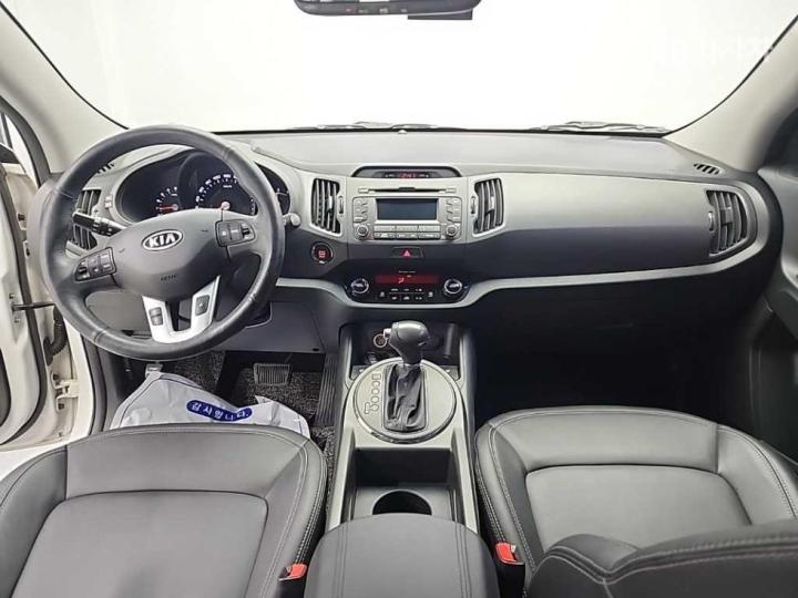 Kia Sportage R 2WD Diesel TLX Top Model 8