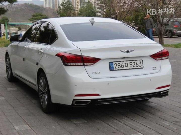 Genesis G80 3.3 GDI AWD Luxury Special 5