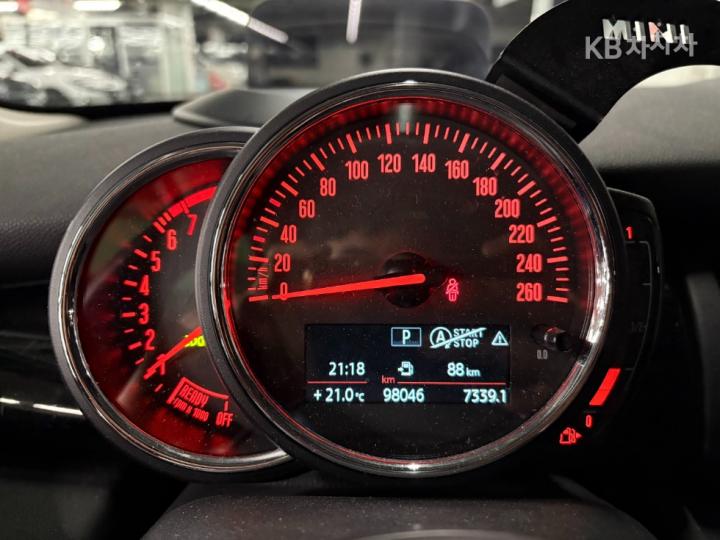 Mini Cooper 3 Duo 1.5 High Trim 8