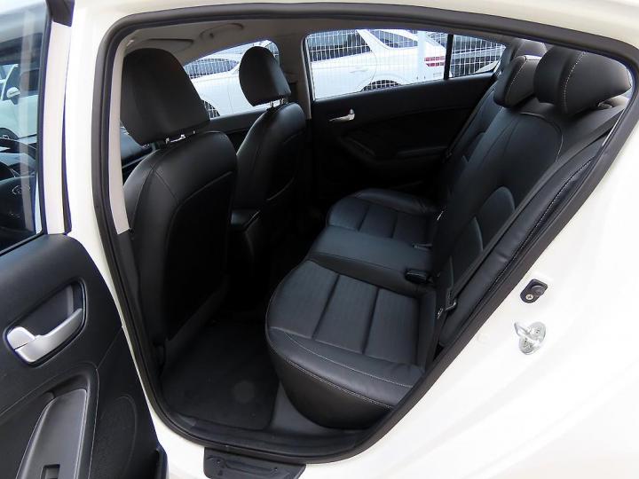 Kia K3 Diesel 1.6 Diesel Deluxe 7