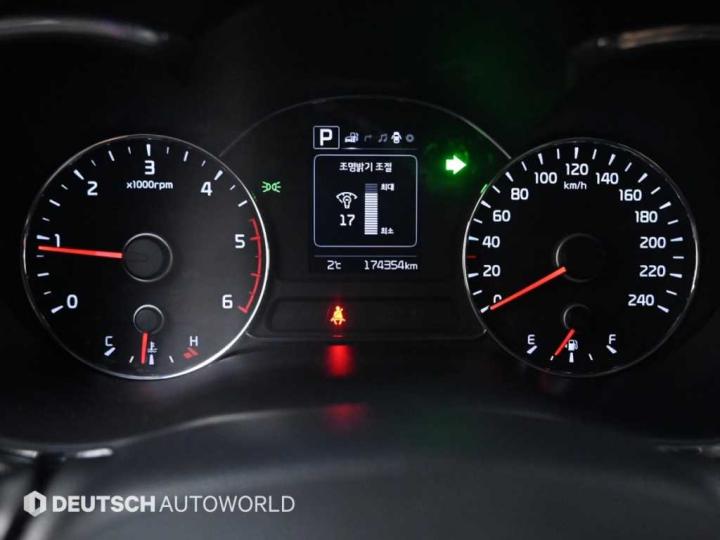 Kia K3 Diesel 1.6 Diesel Trendy Base Type 9