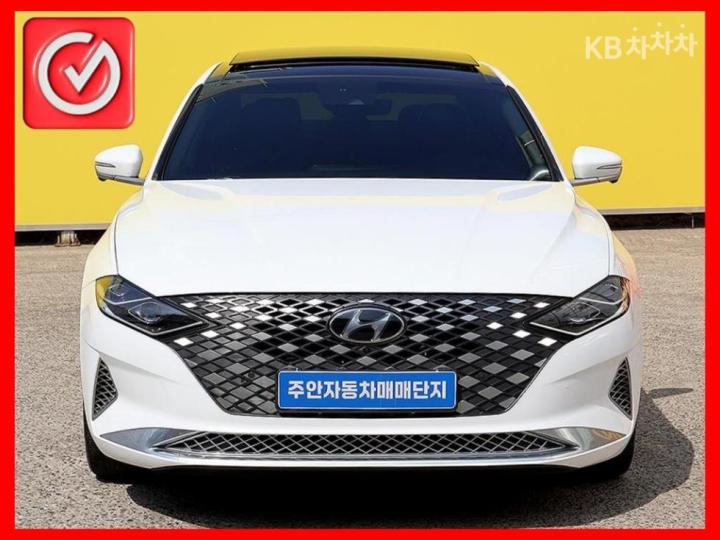 Hyundai Grandeur Hybrid 2.4 Calligraphy 2