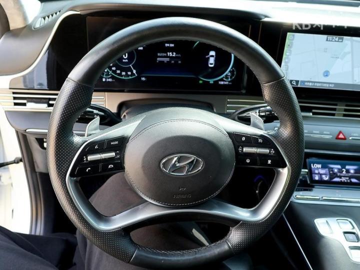 Hyundai Grandeur Hybrid 2.4 Calligraphy 9