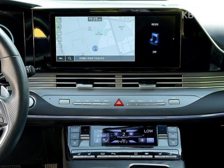 Hyundai Grandeur Hybrid 2.4 Calligraphy 10