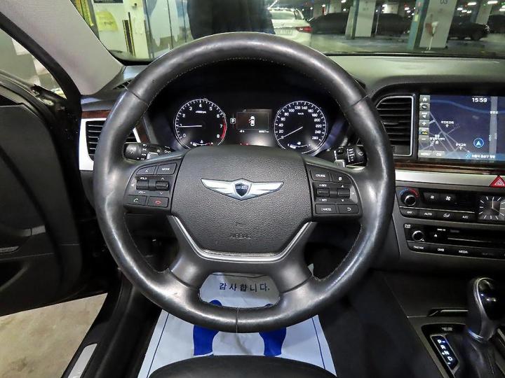 Hyundai Genesis DH G330 Premium 9