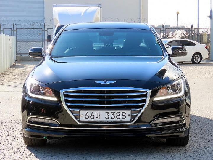 Hyundai Genesis DH G330 Premium AWD