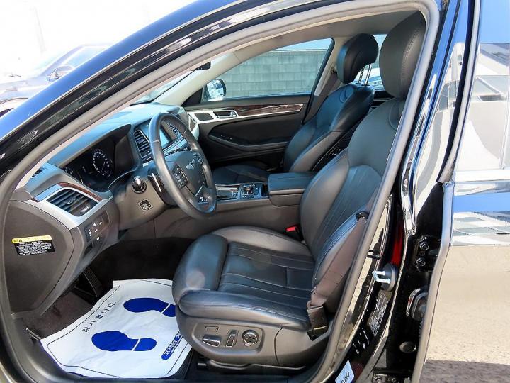 Hyundai Genesis DH G330 Premium AWD 6