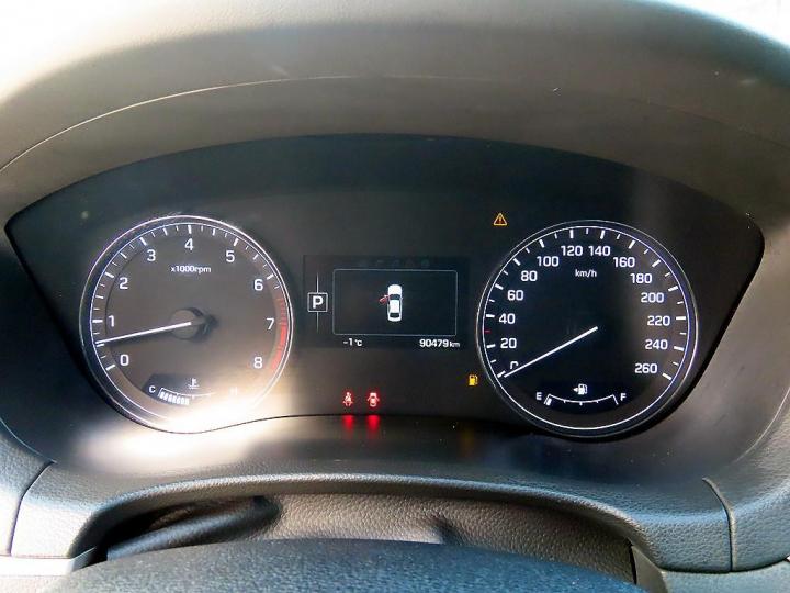 Hyundai Genesis DH G330 Premium AWD 10