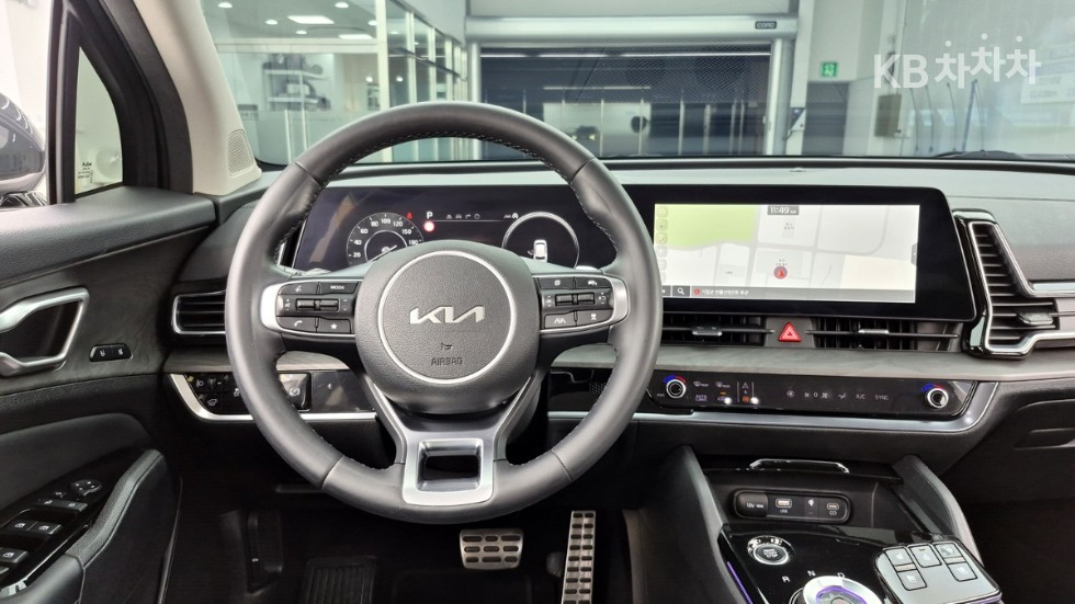 2022 - kia sportage
