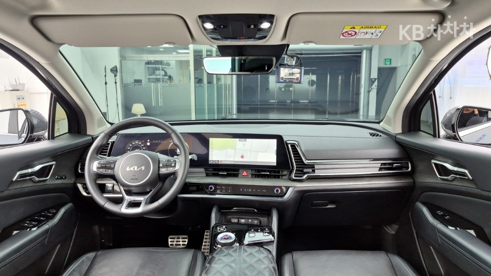 2022 - kia sportage