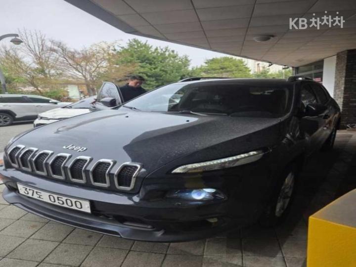 Jeep Cherokee 2.4 Longitude High 2