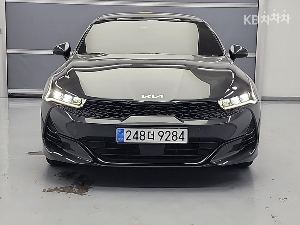 2022 - kia k5