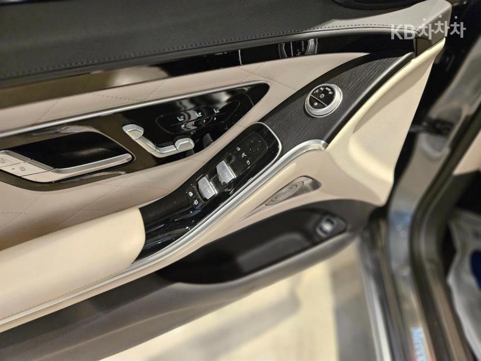 Mercedes-Benz S-klasse — miniaturë 5