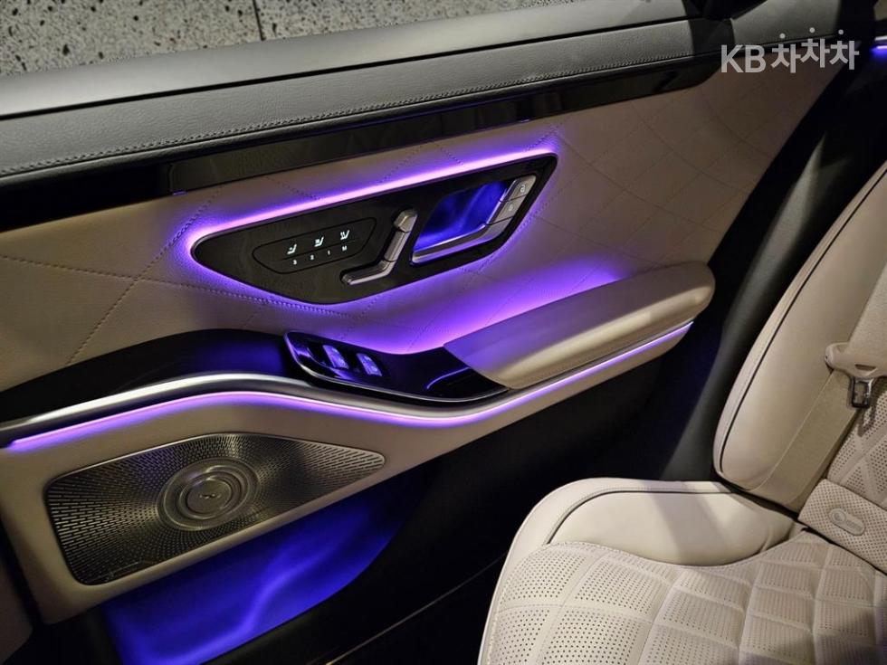 Mercedes-Benz S-klasse — miniaturë 14