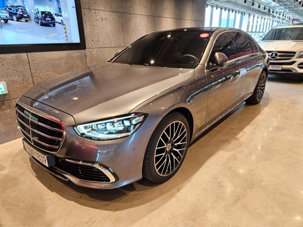 Mercedes-Benz S-klasse — miniaturë 16