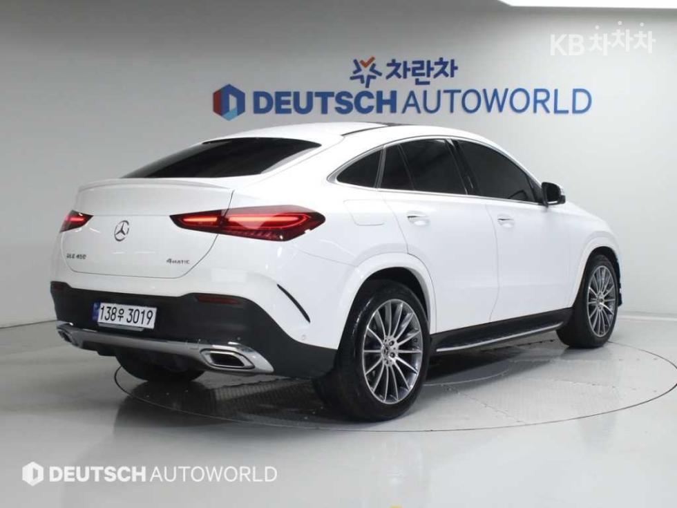 Mercedes-Benz GLE — miniaturë 2