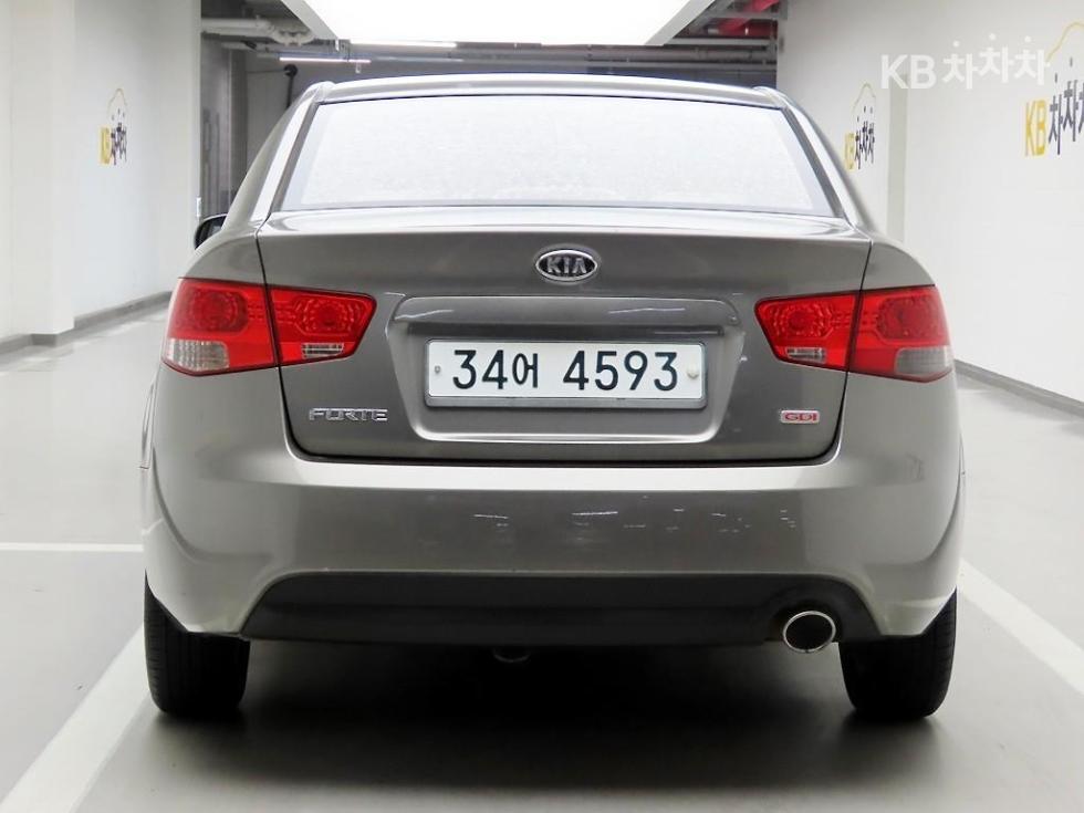 2011 - kia forte