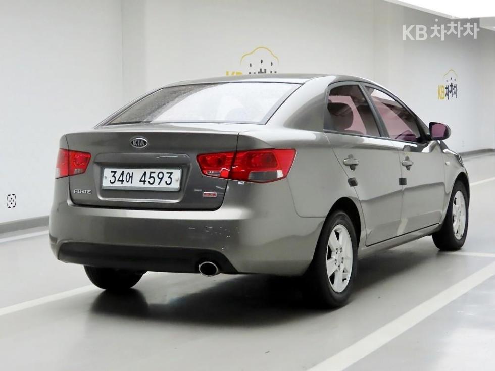 2011 - kia forte