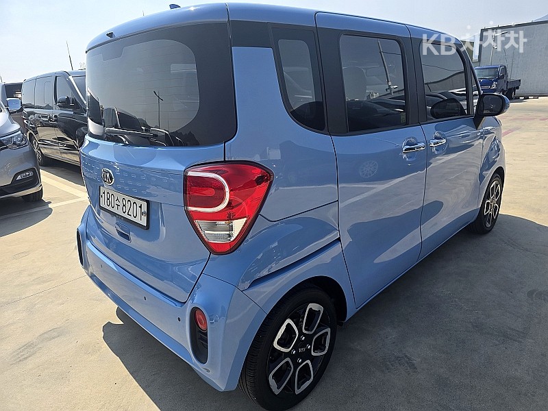2021 - kia ray
