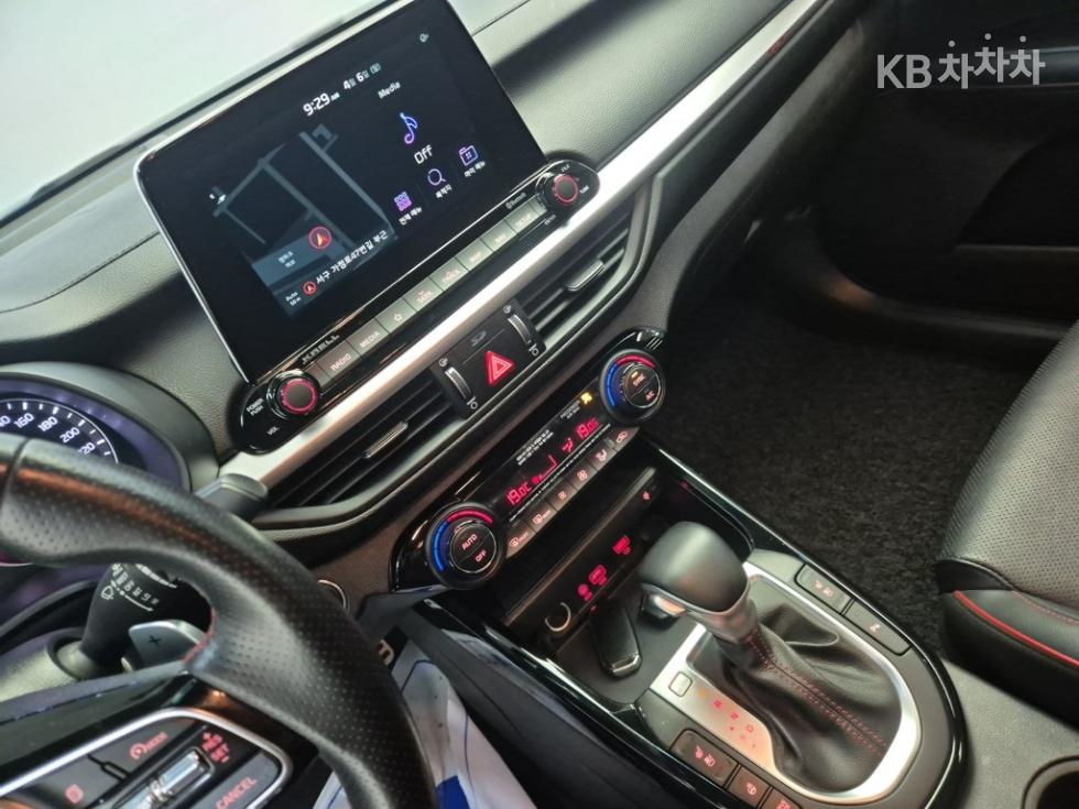 2021 - kia k3
