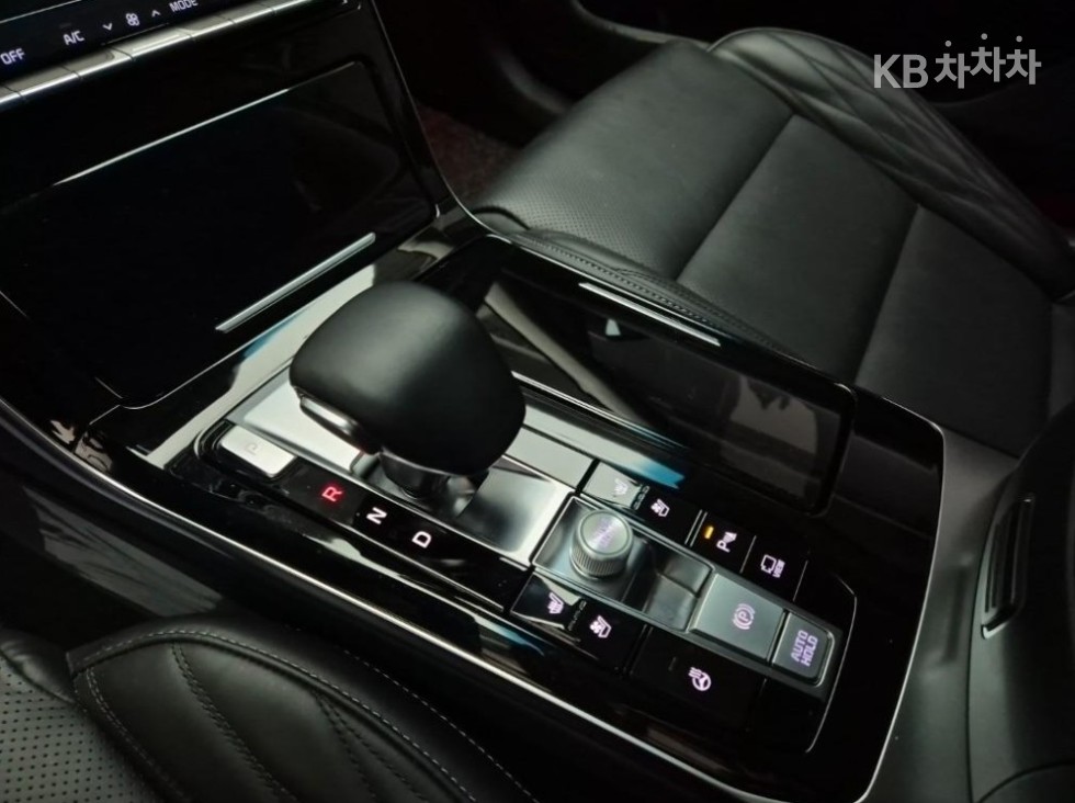 2020 - kia k7