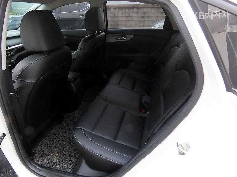 2019 - kia k3