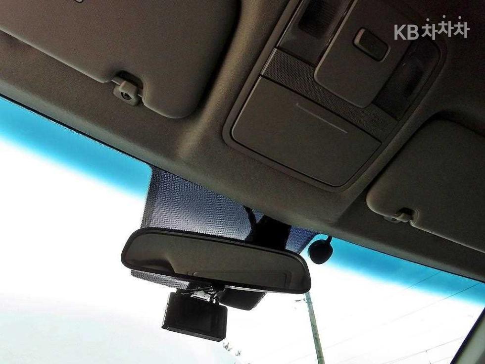 2019 - kia k3