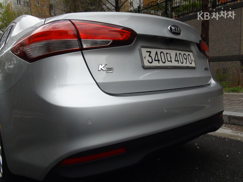 2017 - kia k3