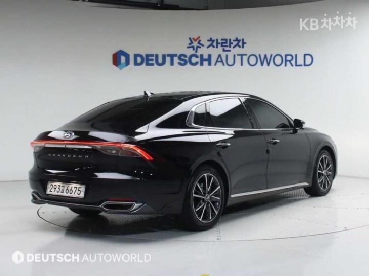 Hyundai Grandeur 2.5 LeBlanc 3
