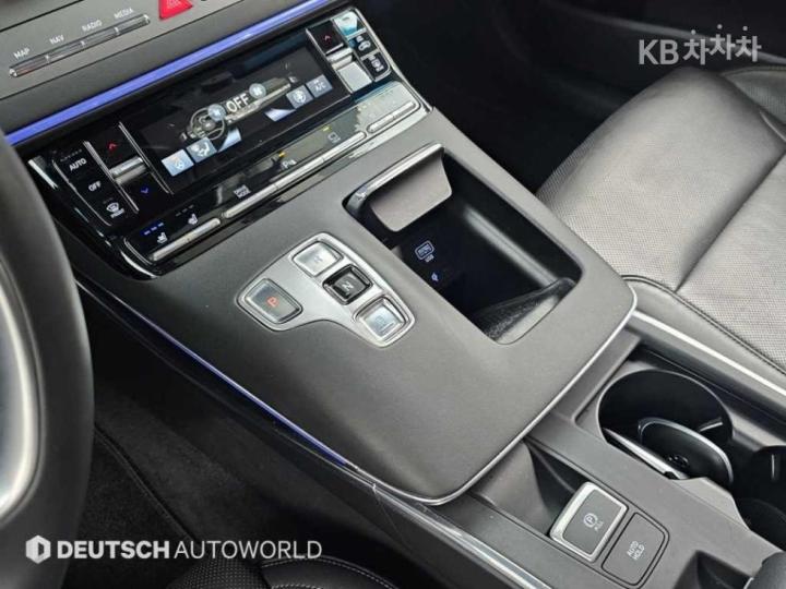 Hyundai Grandeur 2.5 LeBlanc 10
