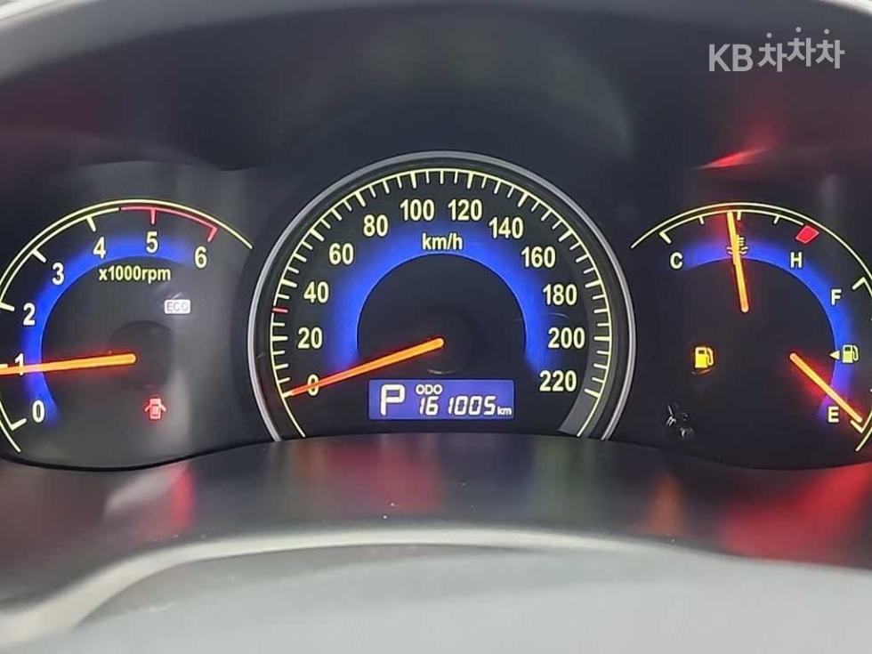 2011 - kia carnival