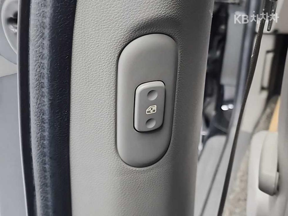 2011 - kia carnival