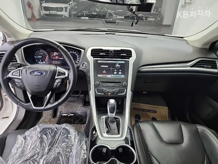 Ford Mondeo 2.0 TDCi Diesel Trend 8