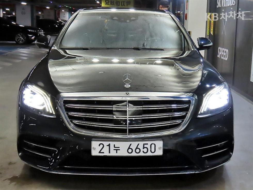 2017 Mercedes-Benz S photo