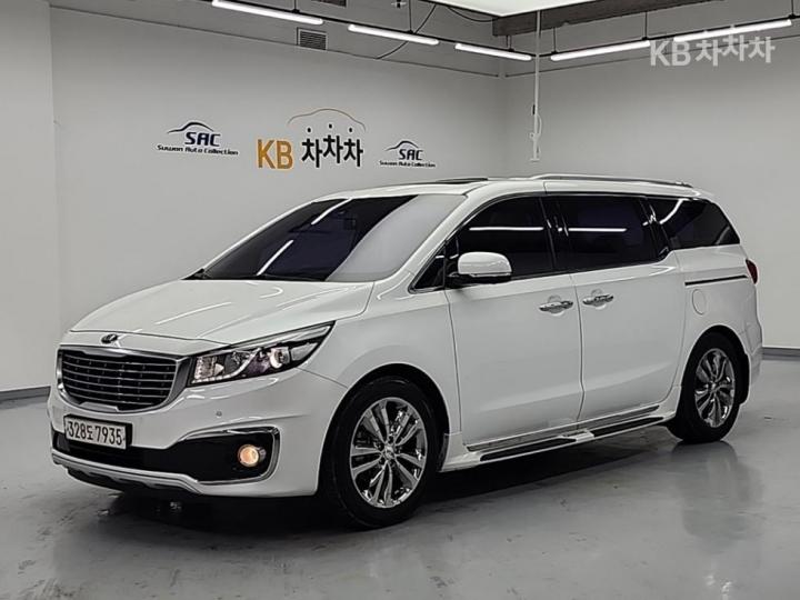 Kia Carnival 3.3 Gasoline Noblesse