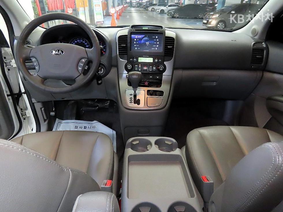 2013 - kia carnival