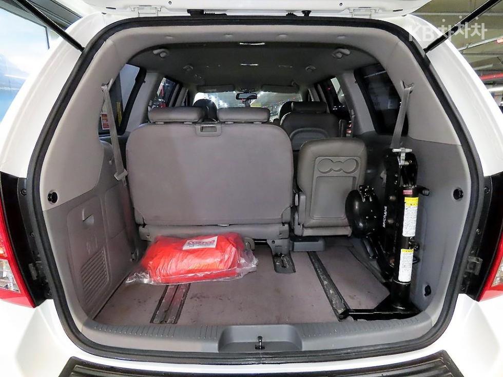 2013 - kia carnival