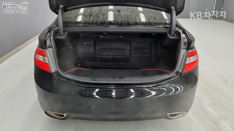 Hyundai Grandeur — miniaturë 18
