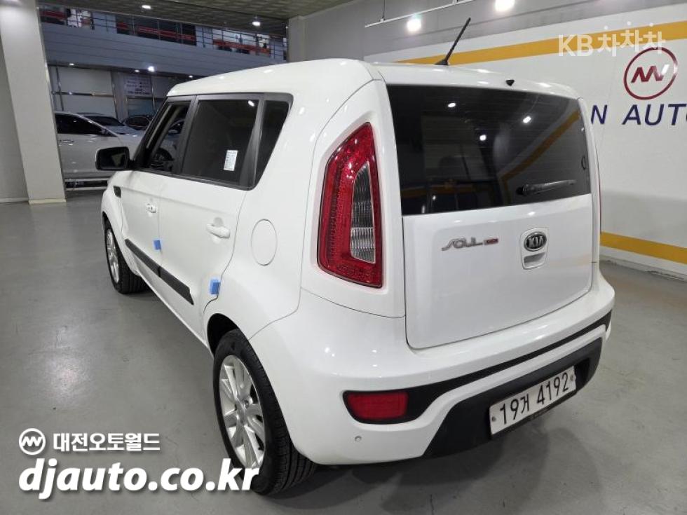 2012 - kia soul