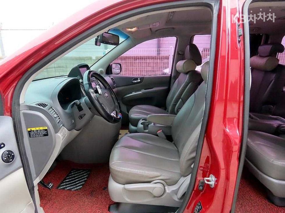 2013 - kia carnival
